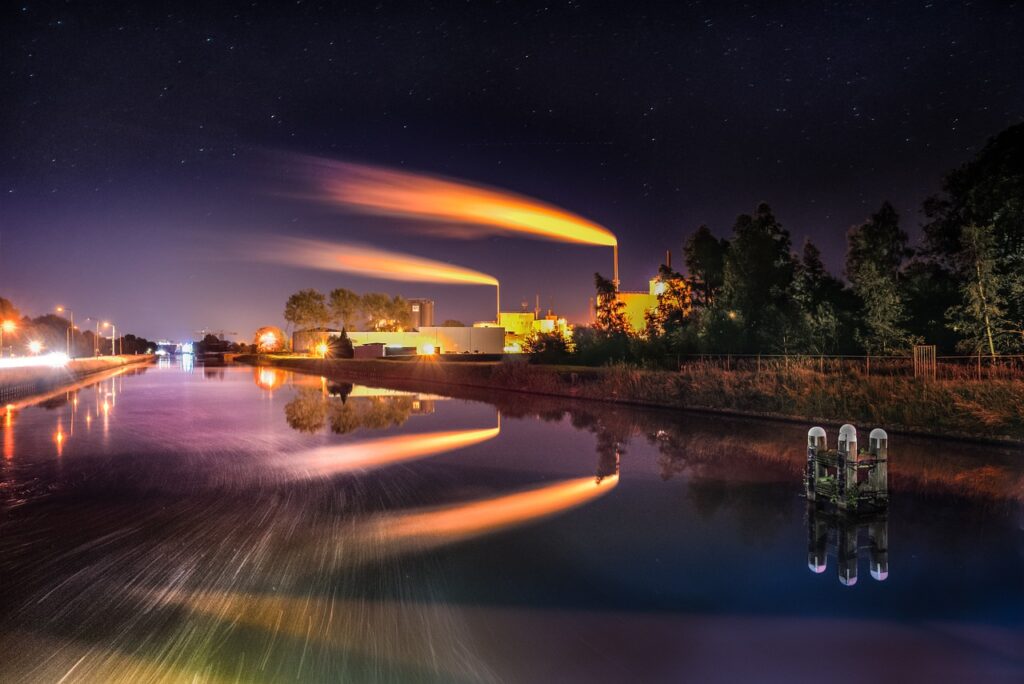 factory, night, long exposure-1509853.jpg