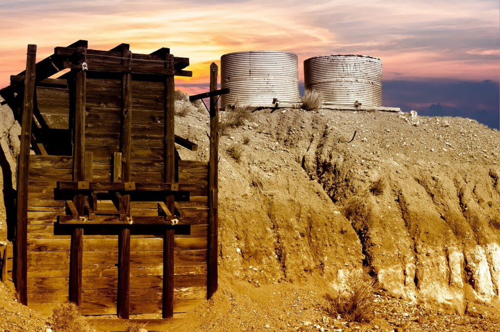 gold mine, desert, mining-2327337.jpg