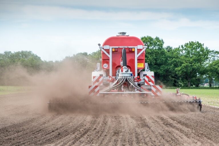 slurry, fertilization, spread-3496995.jpg